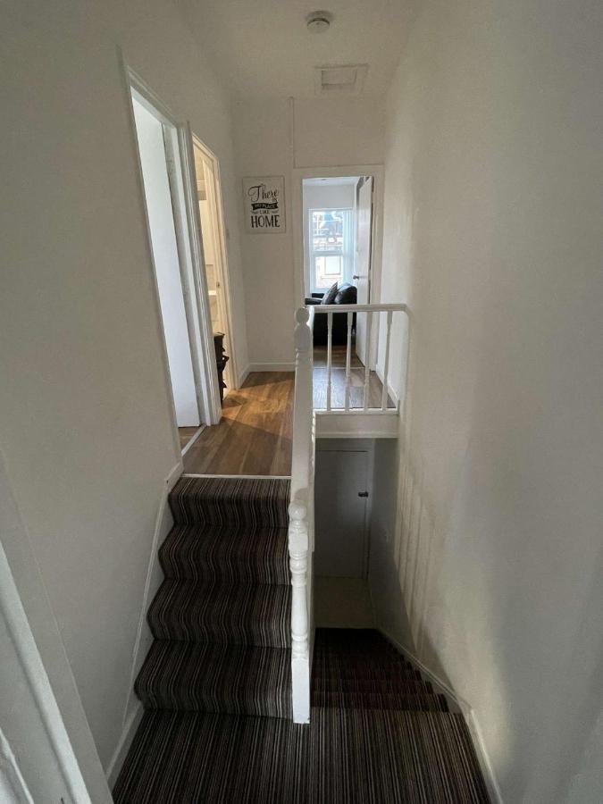 Central Serviced Apartments - Two Bedroom Apartment Cardiff Exterior photo