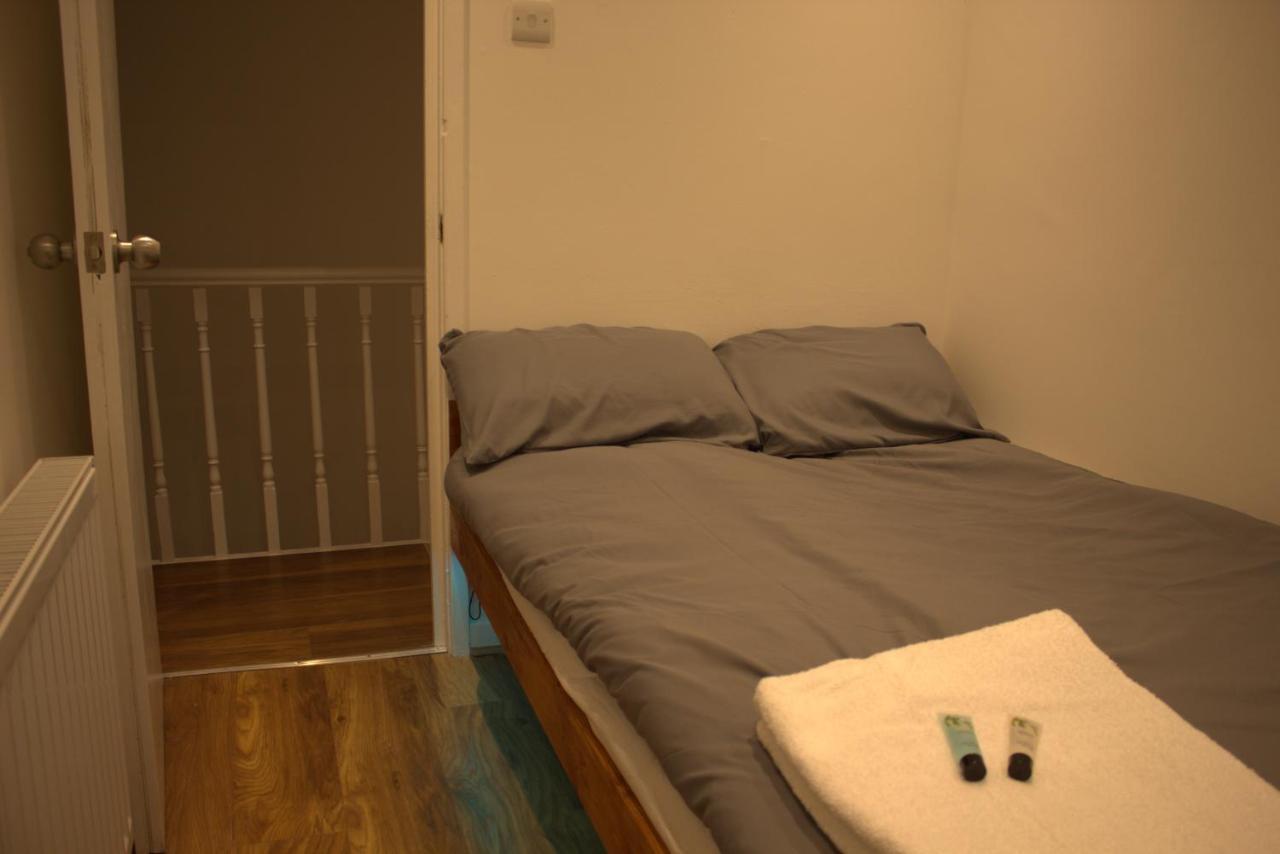 Central Serviced Apartments - Two Bedroom Apartment Cardiff Exterior photo